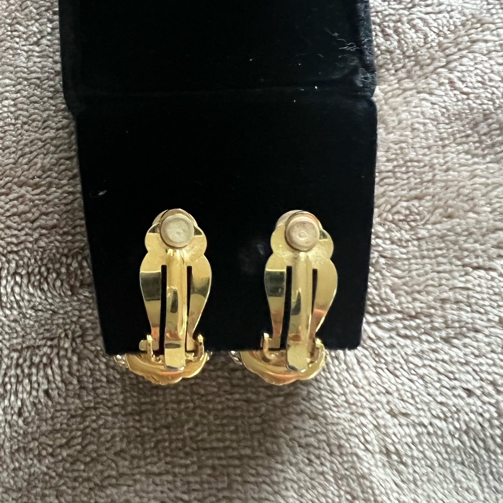 Vintage 80’s Swarovski Crystal Clip Earrings. - Picture 6 of 8